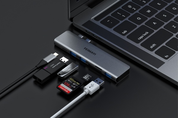 6 in 1 USB C HUB产品渲染